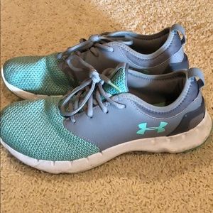 Under Armor running/training shoes